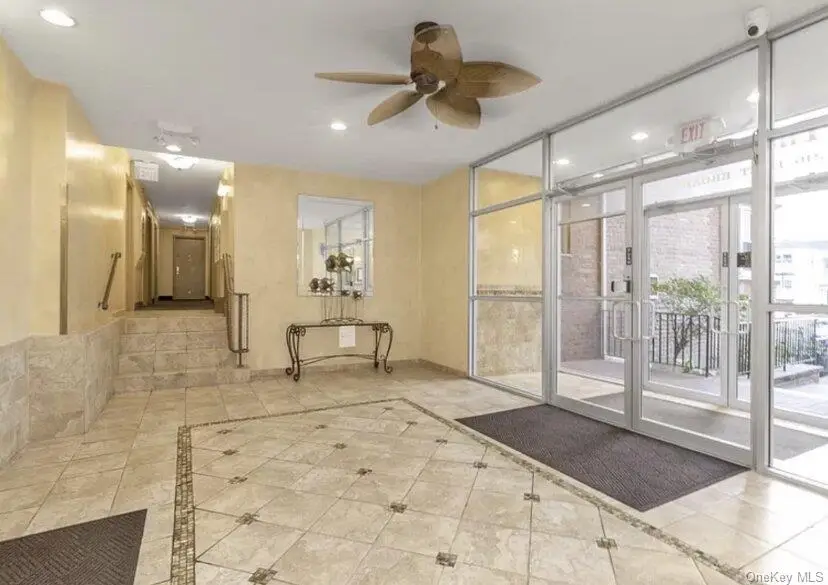 210 E Broadway #6J, Long Beach, NY 11561 - #2