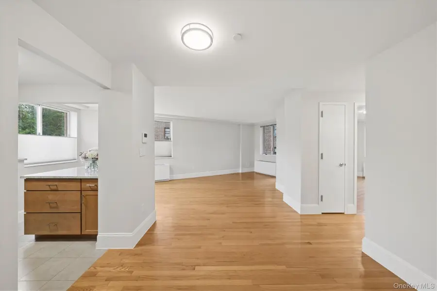 116-11 Curzon Road #5B, Kew Gardens, NY 11418 - #3