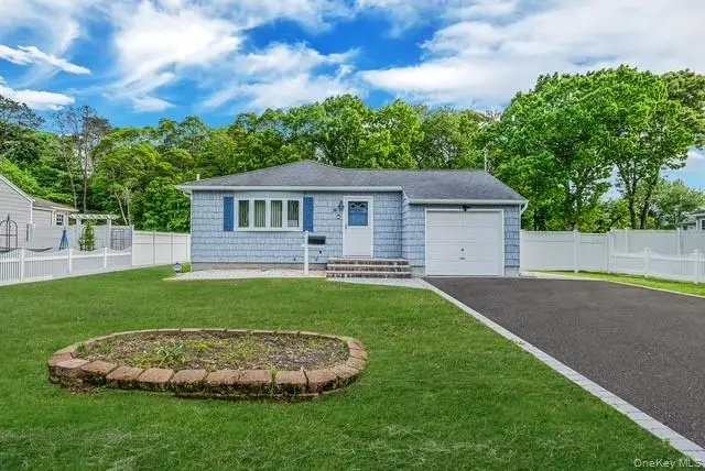 34 Stewart Street, Bay Shore, NY 11706 - #2