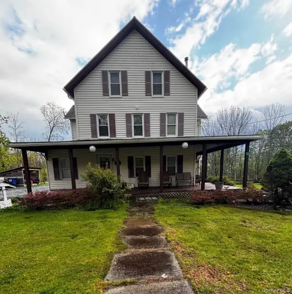 398 N Lake Drive, Haines Falls, NY 12436