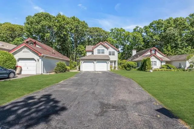 112 Dorado Court S, Middle Island, NY 11953 - #3