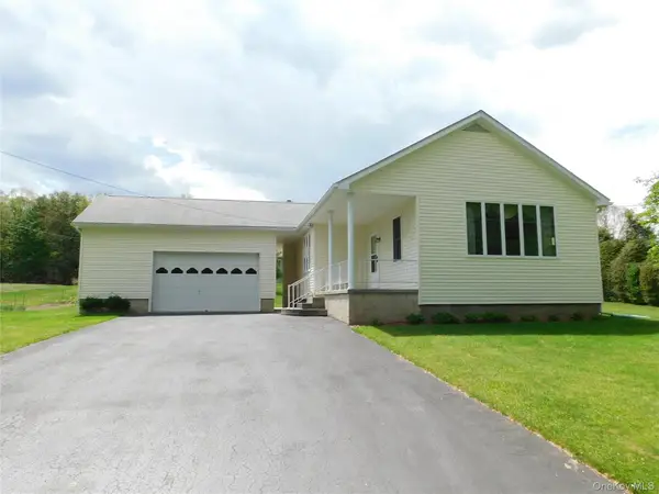 81 Sportsman Rd, Napanoch, NY 12446
