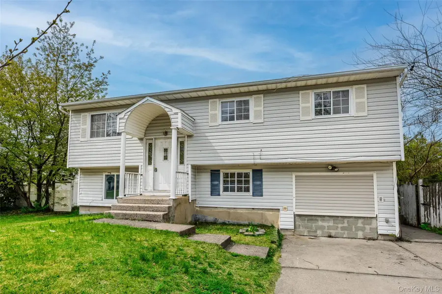 19 Liberty Avenue, Selden, NY 11784 - #2