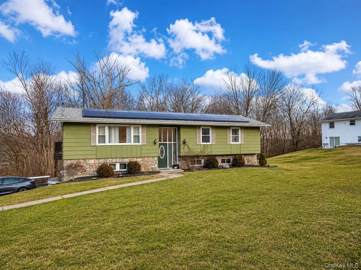 47 Mountain View Drive, Pleasant Valley, NY 12569 - #1