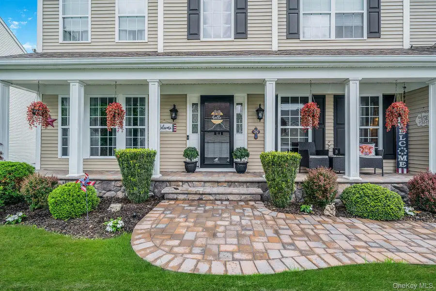 11 Woodstork Drive, Mount Sinai, NY 11766 - #3