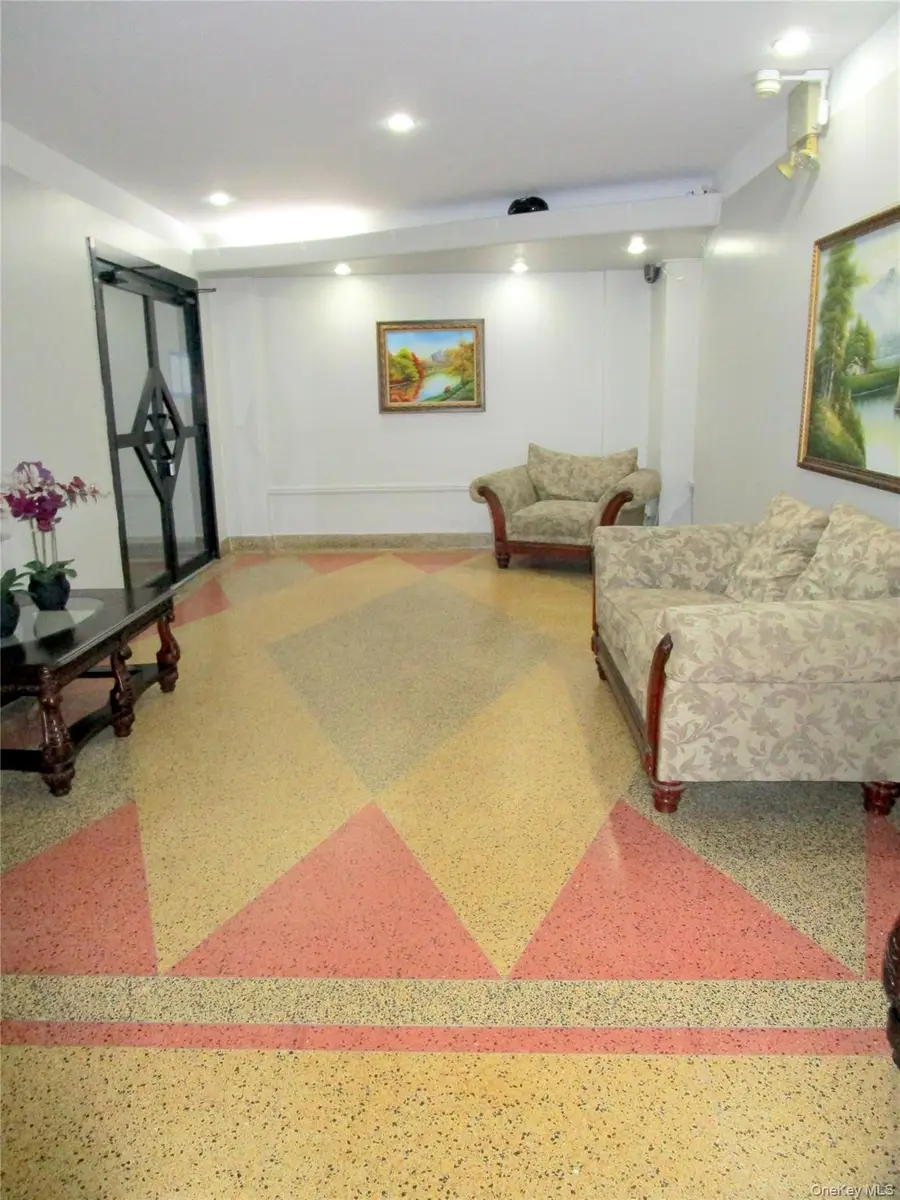 585 Mclean Avenue #6E, Yonkers, NY 10705 - #2