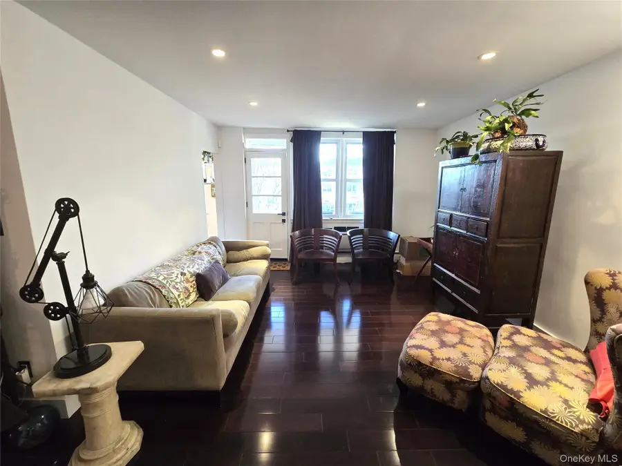 210 E Broadway #1H, Long Beach, NY 11561 - #2