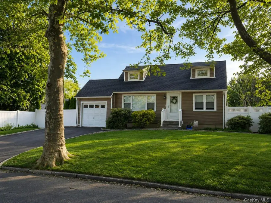 3 Win Haven Lane, Commack, NY 11725 - #2