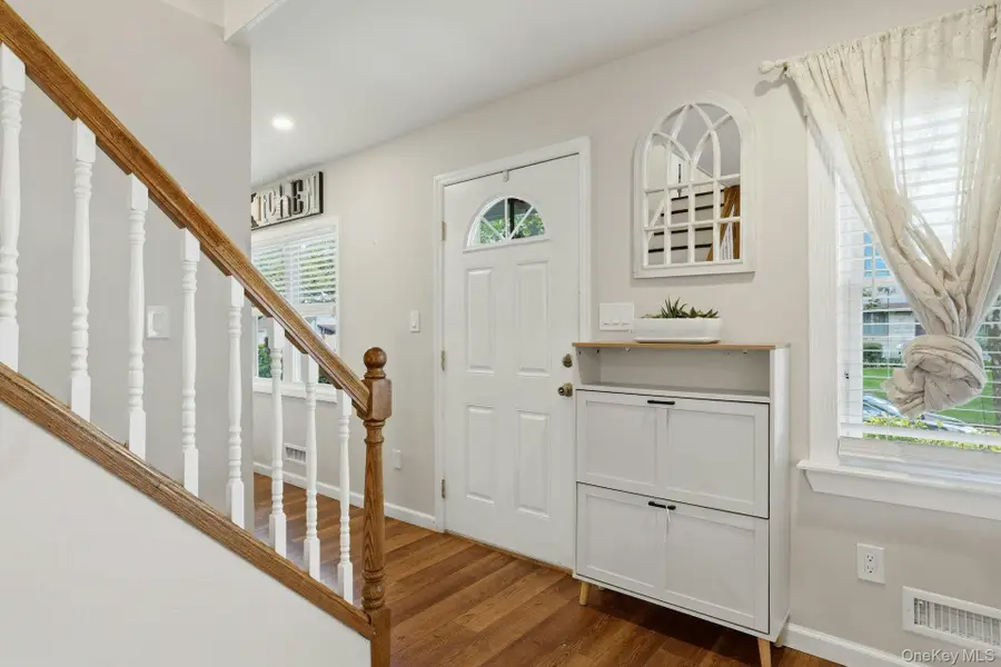 3 Win Haven Lane, Commack, NY 11725 - #3
