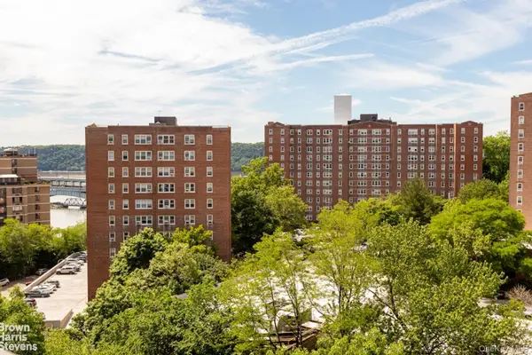 555 Kappock Street #12G, Bronx, NY 10463