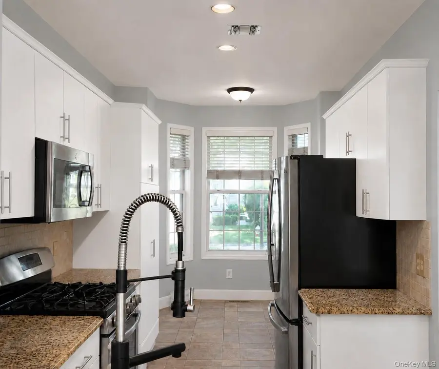 27 Snowdance Lane, Nesconset, NY 11767 - #2