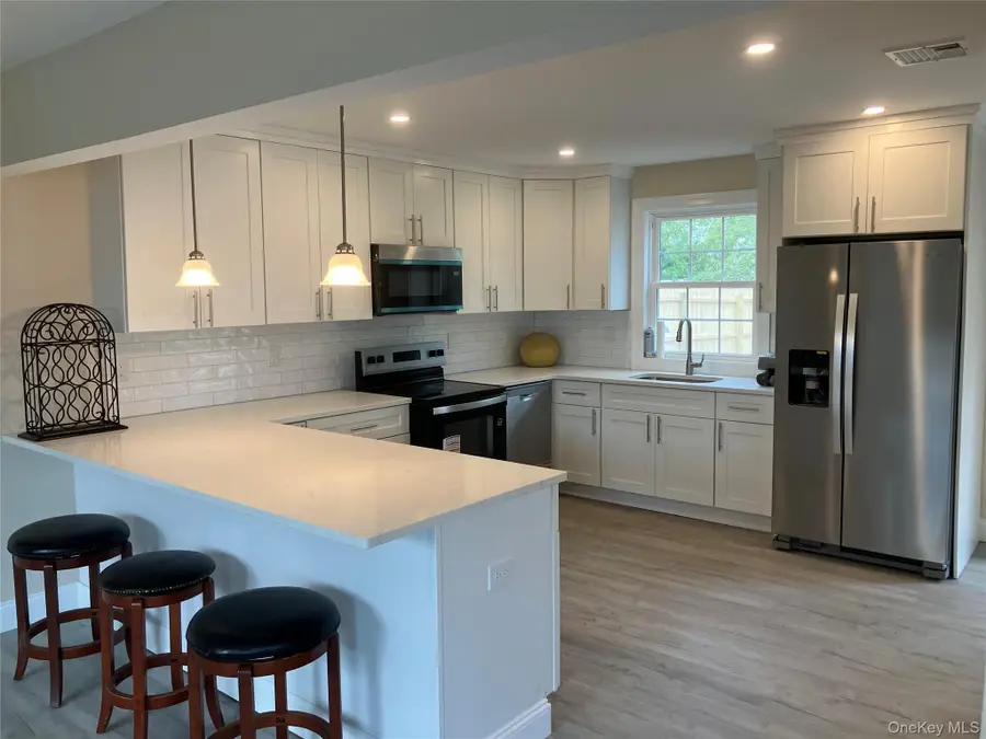 36 William Street, Copiague, NY 11726 - #2