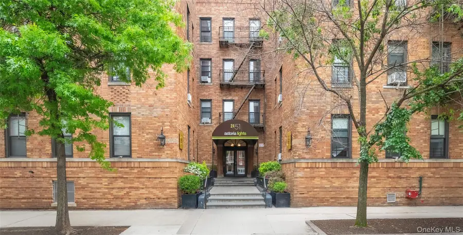 24-51 38 Street #A4, Astoria, NY 11103 - #2