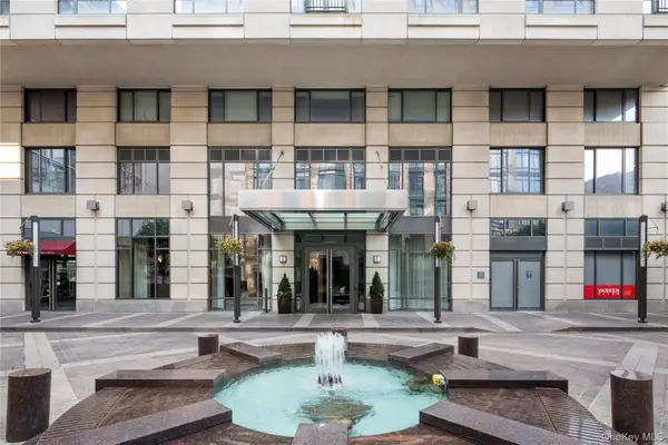 10 City Place #8H, White Plains, NY 10601