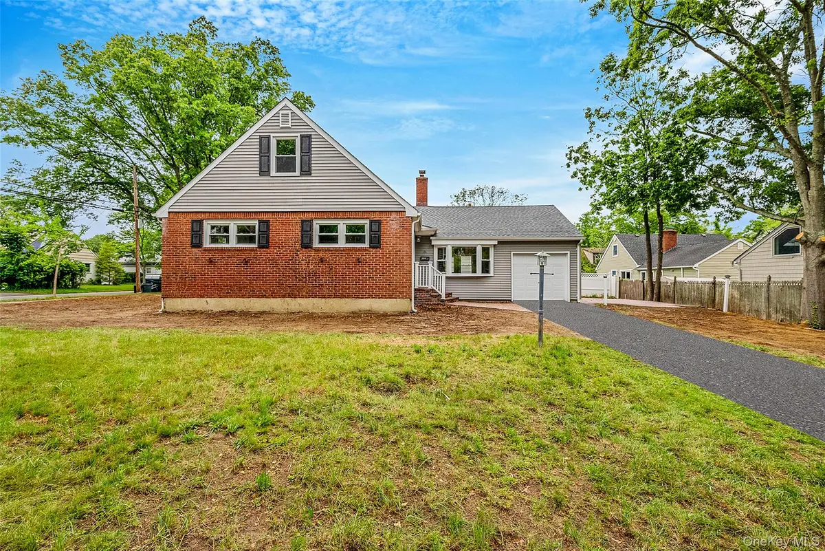 24 Russell Street, Amityville, NY 11701 - #1