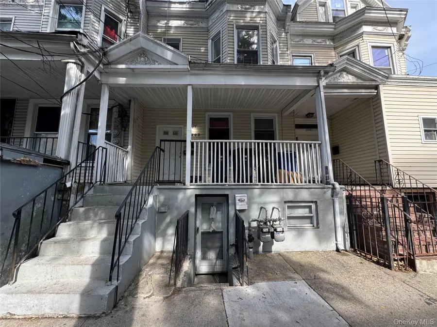 2263 Ryer Avenue, Bronx, NY 10457 - #2