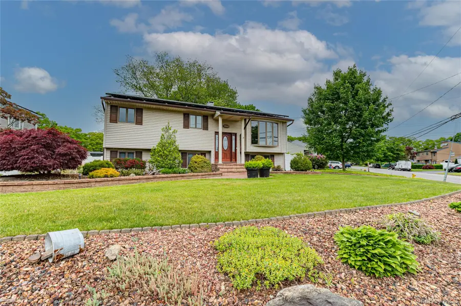1603 Lad Avenue, Medford, NY 11763 - #3