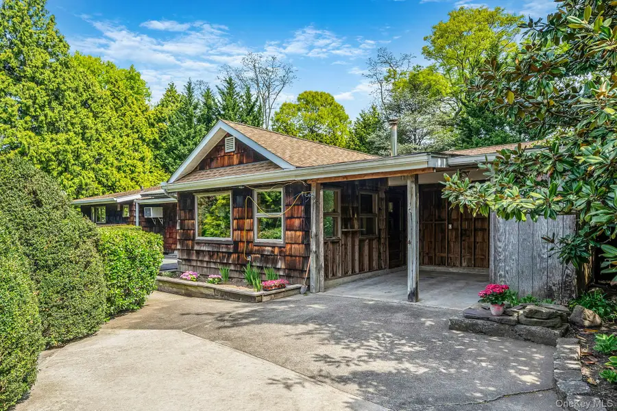 280 Deforest Road N, Dix Hills, NY 11746 - #3