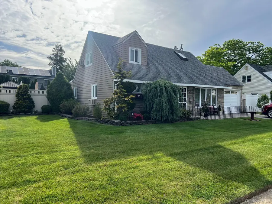 317 Herbert Place, Bethpage, NY 11714 - #2