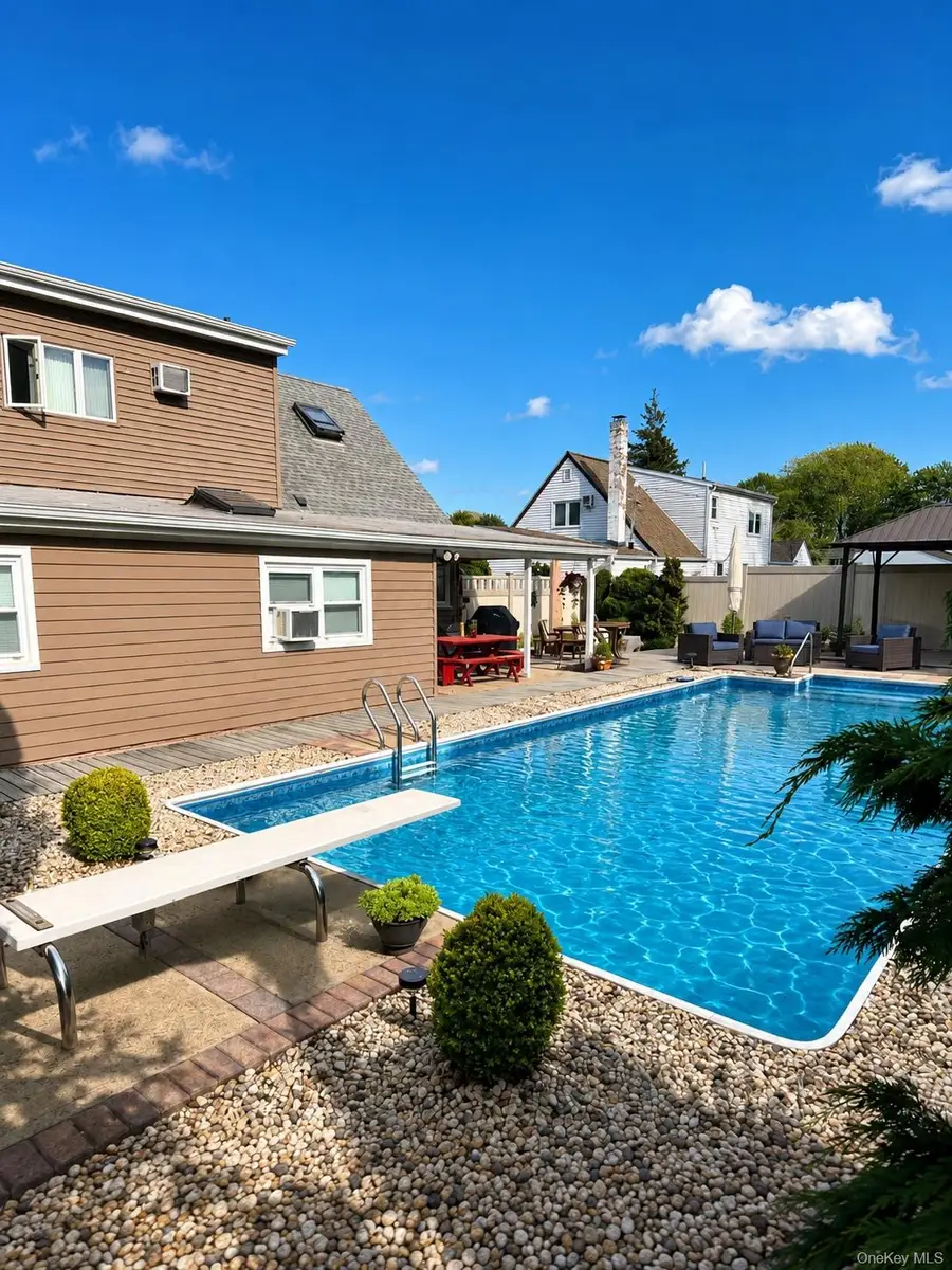 317 Herbert Place, Bethpage, NY 11714 - #3