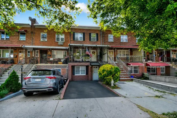 2571 Seymour Avenue, Bronx, NY 10469