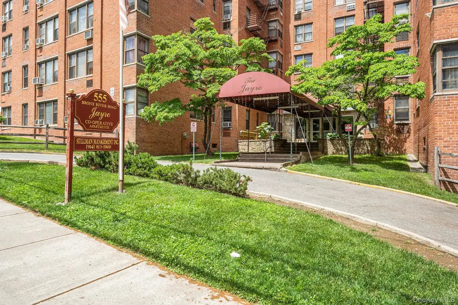 555 Bronx River Road #3P, Yonkers, NY 10704 - #3