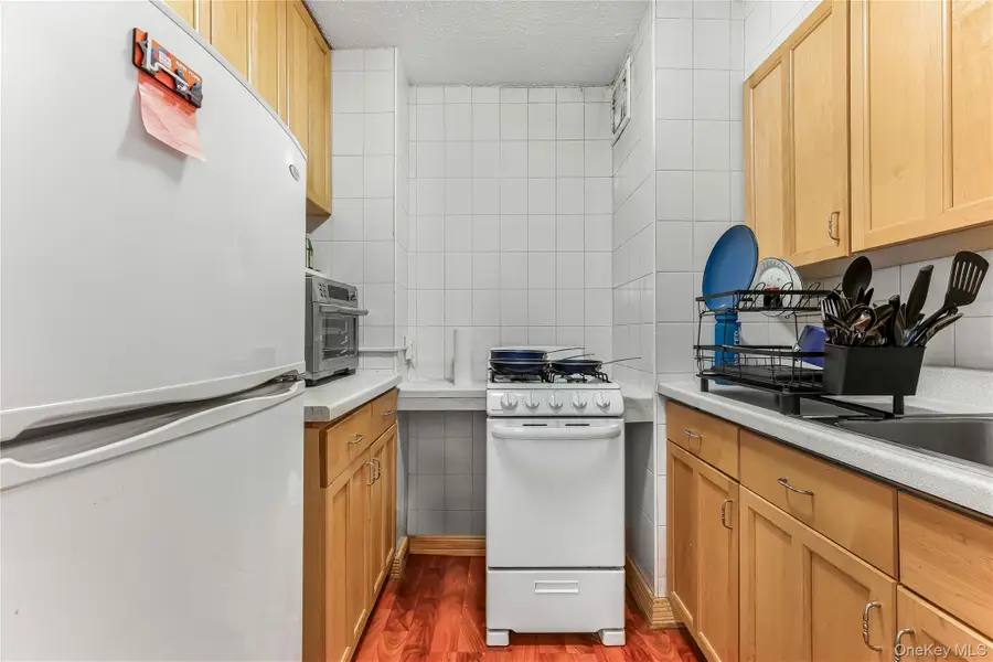 118-17 Union #15J, Forest Hills, NY 11375 - #2