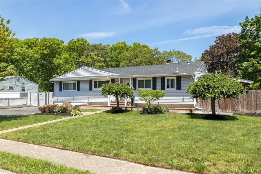 193 Plunkett Street, Brentwood, NY 11717 - #2