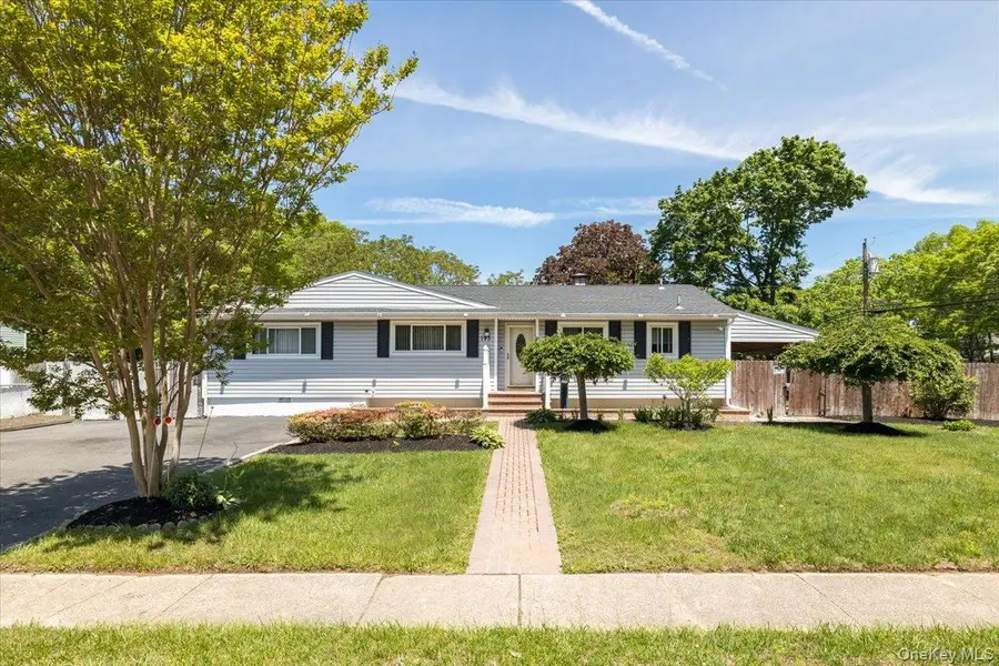 193 Plunkett Street, Brentwood, NY 11717 - #3