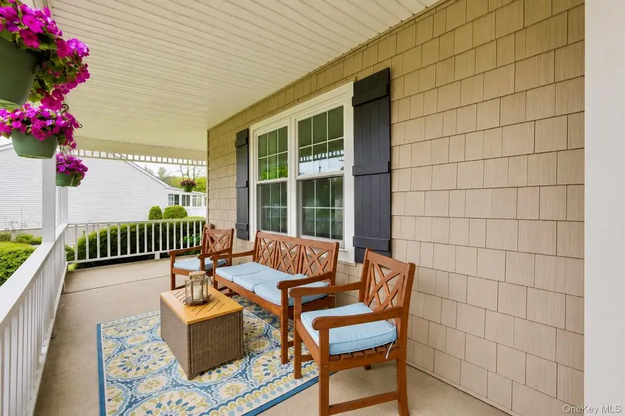 6 Lea Avenue, Manorville, NY 11949 - #3