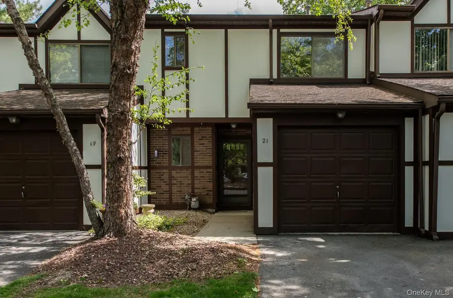 21 Topaz Run, Poughkeepsie, NY 12603 - #3