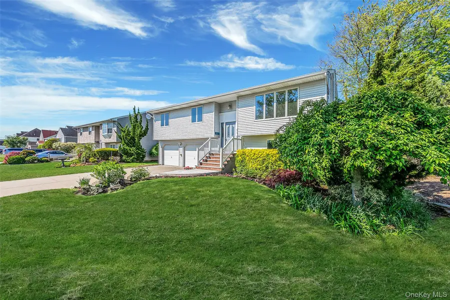 63 Ripplewater Avenue, Massapequa, NY 11758 - #3