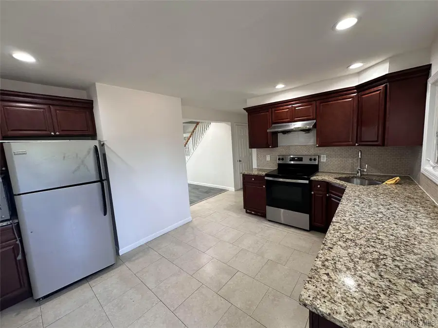 120 Ball Park Lane, Hicksville, NY 11801 - #2