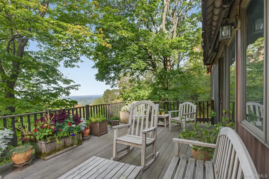 10 Abbott Lane, Cornwall On Hudson, NY 12520 - #3
