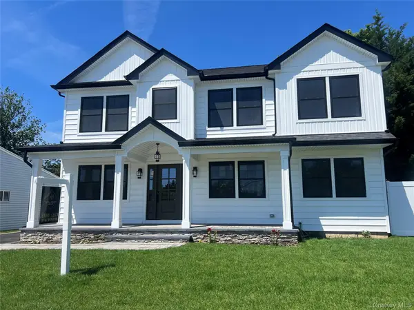 158 Lee Avenue, Hicksville, NY 11801