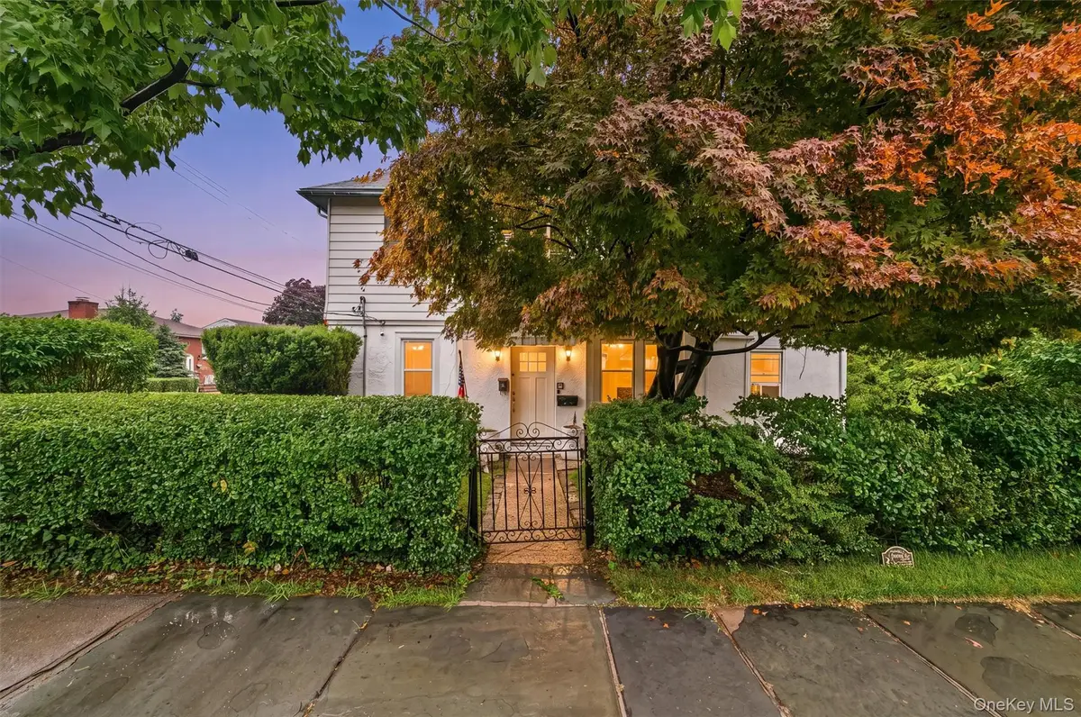 25 Fowler Avenue, Yonkers, NY 10701 - #1