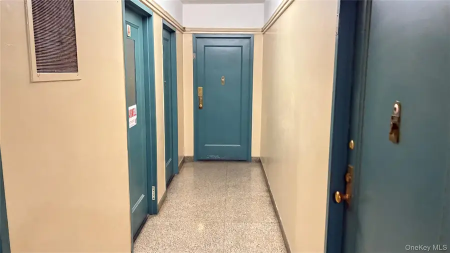 1560 UNIONPORT Rd #3G, Bronx, NY 10462 - #3
