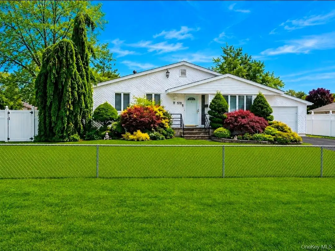 170 W 9th Street, Deer Park, NY 11729 - #1