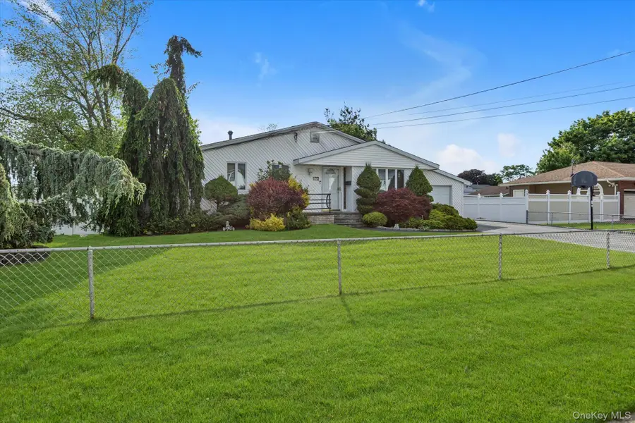 170 W 9th Street, Deer Park, NY 11729 - #2