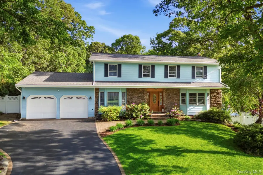 14 Julia Circle, East Setauket, NY 11733 - #2