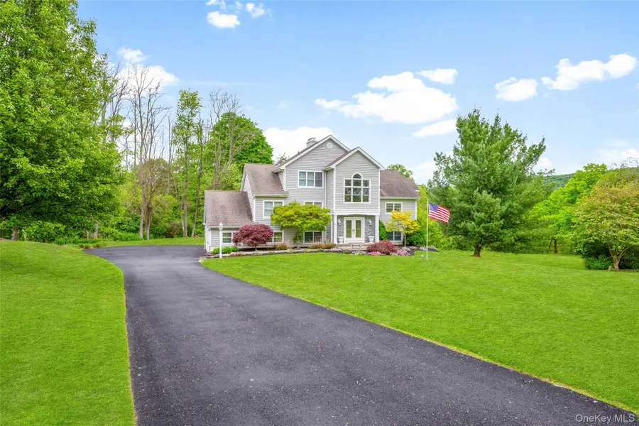 40 Burts Path, Hopewell Junction, NY 12533 - #2