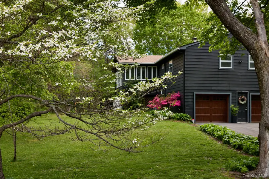 3 Tiiu Drive, New Paltz, NY 12561 - #2