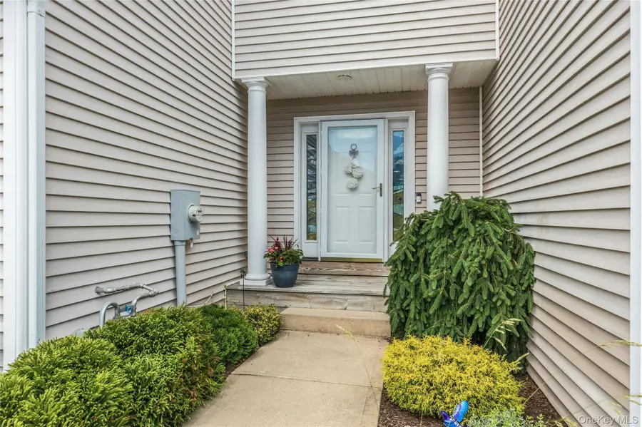 3402 Willow Pond Drive, Riverhead, NY 11901 - #3