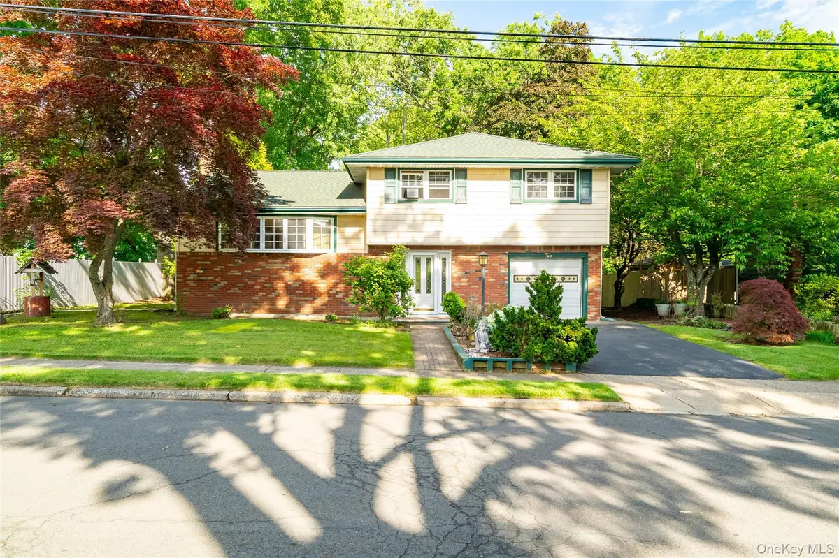 2 Forest Knoll Drive, Suffern, NY 10901 - #1