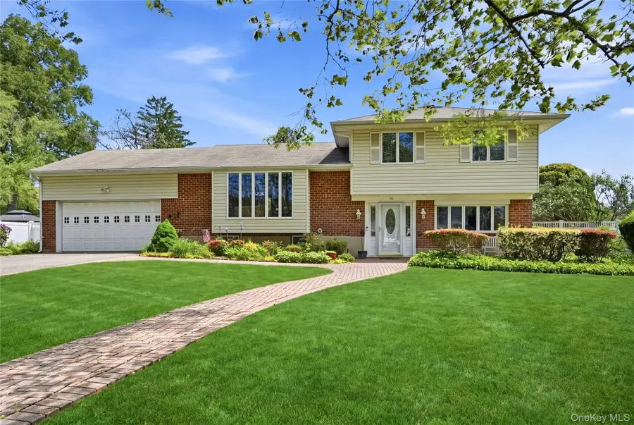 10 Darien Place, East Northport, NY 11731 - #2