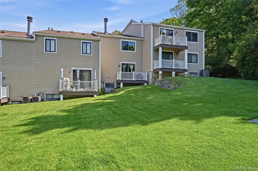 15 Park Drive, Mount Kisco, NY 10549 - #2
