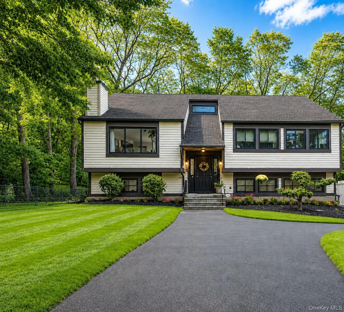 383 Route 32, Woodbury, NY 10917 - #1
