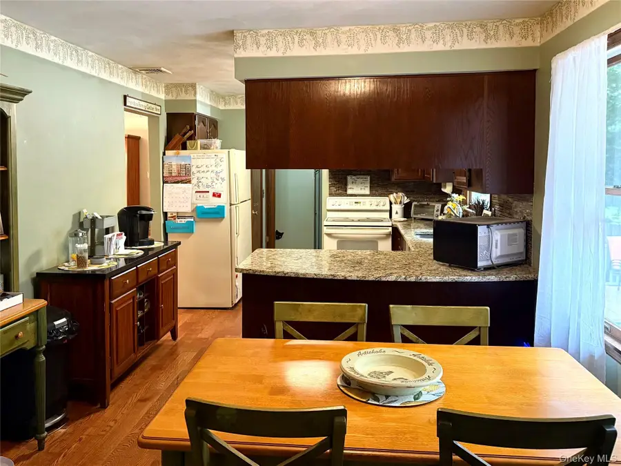 33A Hillside Avenue, Saint James, NY 11780 - #3