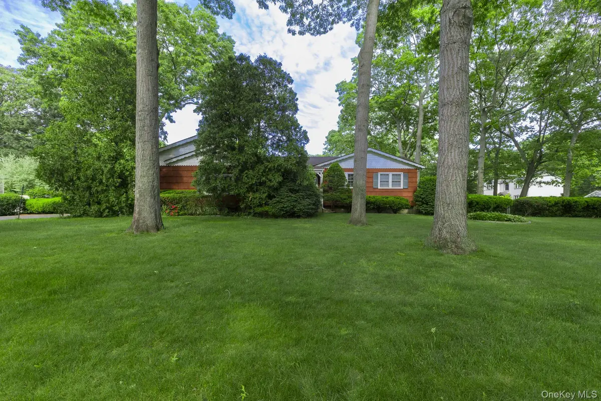 3 Boston Avenue, Medford, NY 11763 - #1