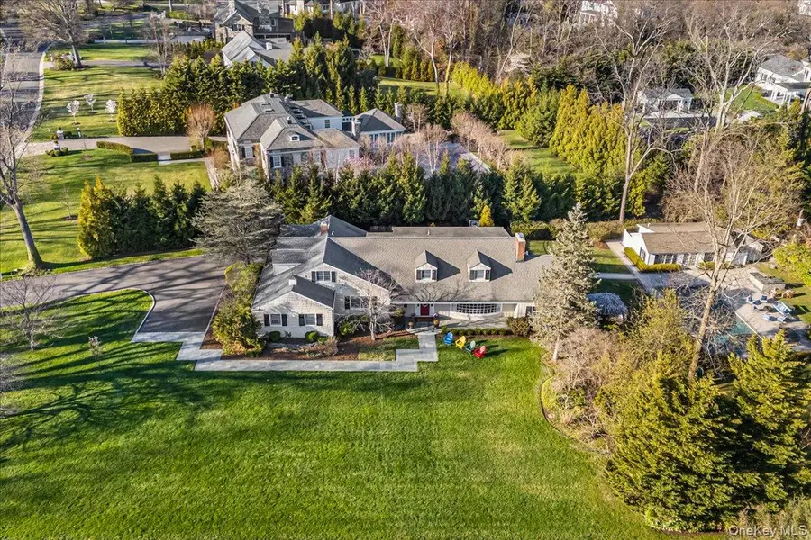 100 Elderfields Road, Manhasset, NY 11030 - #2